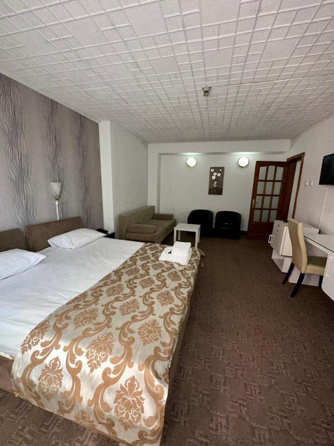 Darin Hotel Букурещ Екстериор снимка